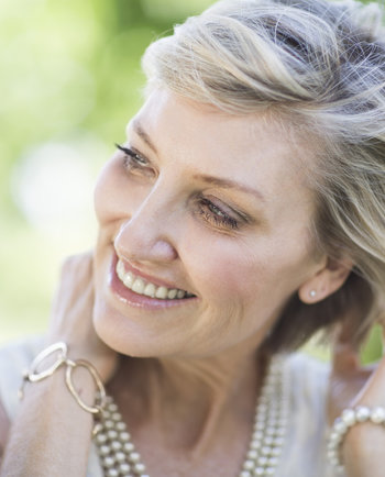 Jaký vliv má menopauza na stárnutí pleti? Podrobně očima odborníka